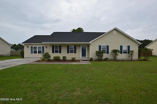 107 Esquire Dr Photo 1