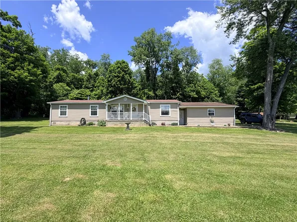 116 E Millsboro Rd, East Millsboro, PA 15433