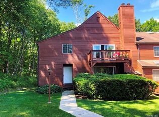 505 Apple Tree Ln, Brewster, NY 10509