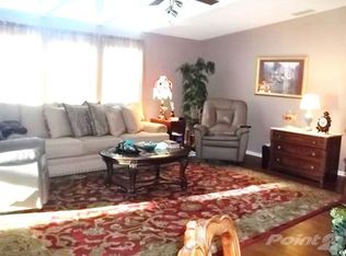 3233 Sunset Oaks Dr, Plant City, FL 33563