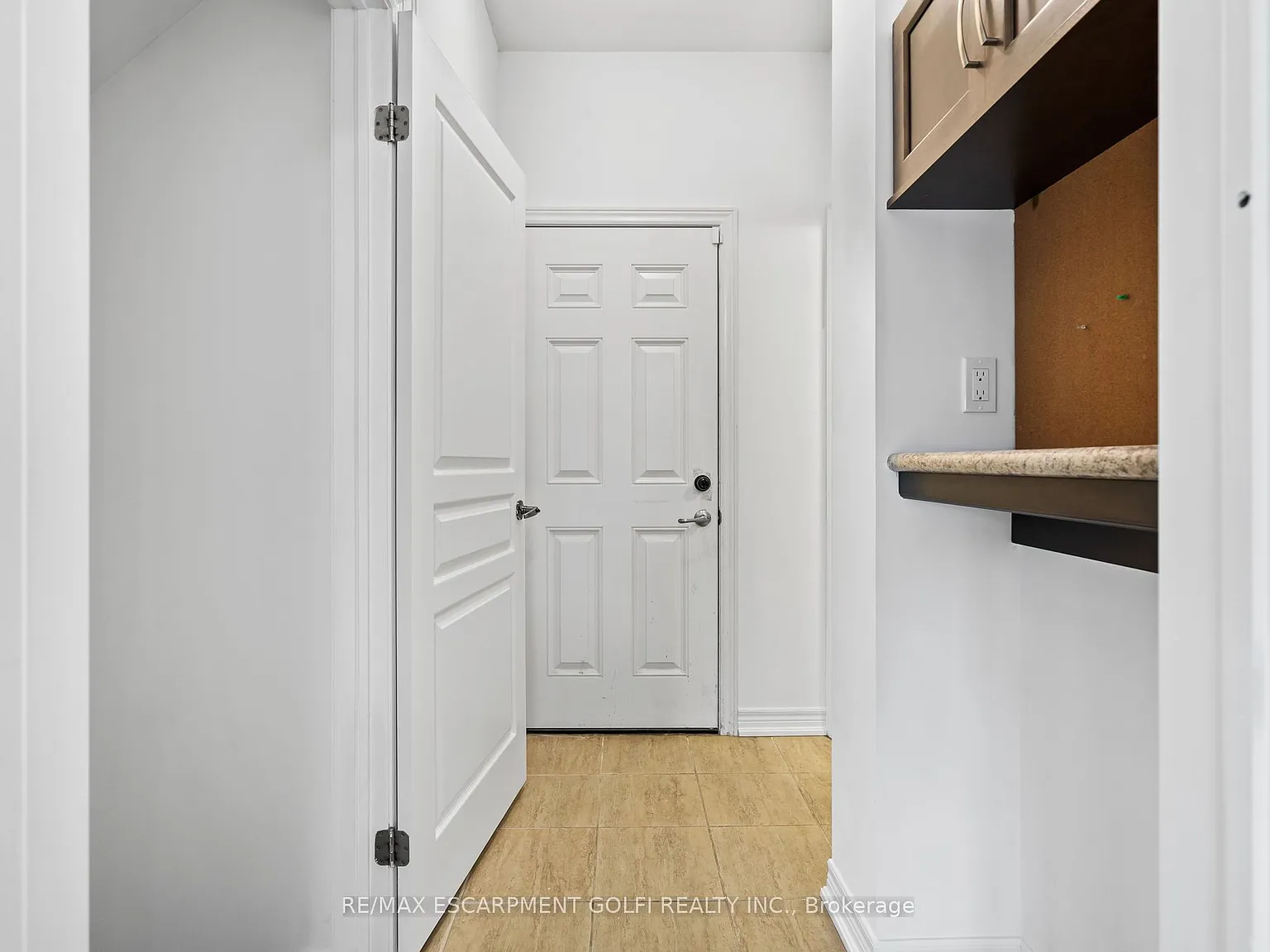 1 bed, $1,295 — Photo 2