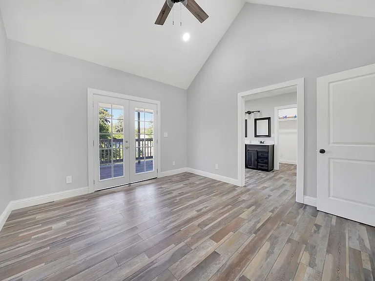 153 Badger St — Photo 7