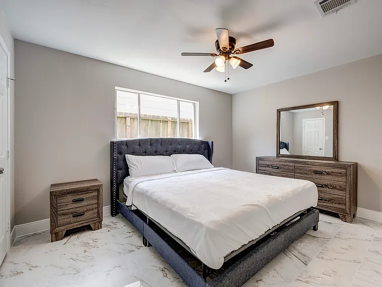 1626 S Kirkwood Rd — Photo 30