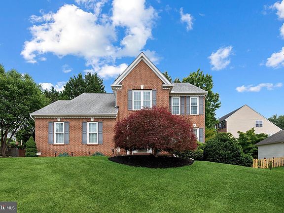 2nd image of 5999 Calvert Way