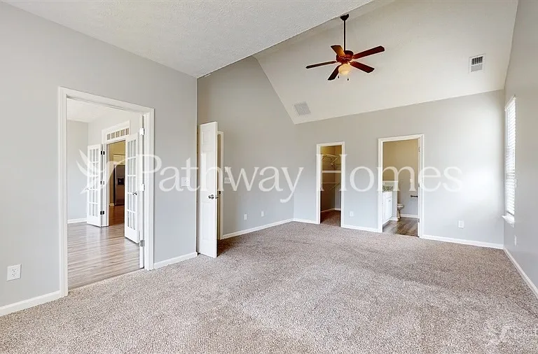 8401 Somerton Cir — Photo 9
