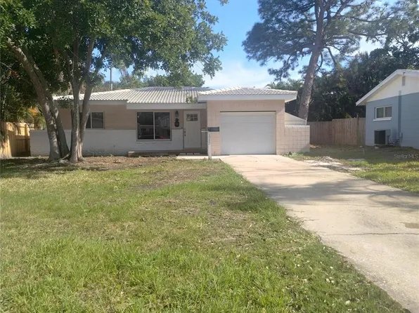 1742 Massachusetts Ave NE, Saint Petersburg, FL 33703