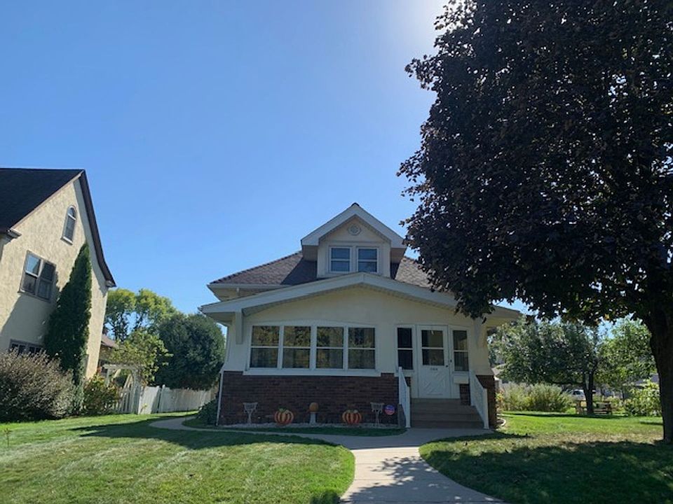 1st image of 1100 Ivy Ave E