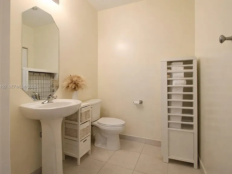140 S Dixie Hwy #1019 — Photo 13