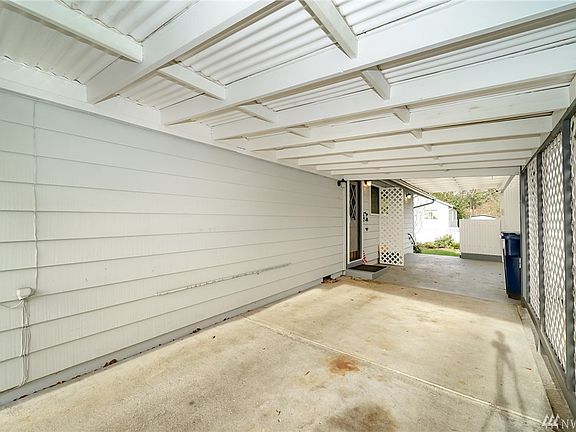 Extremely large porch to sit and relax on. 