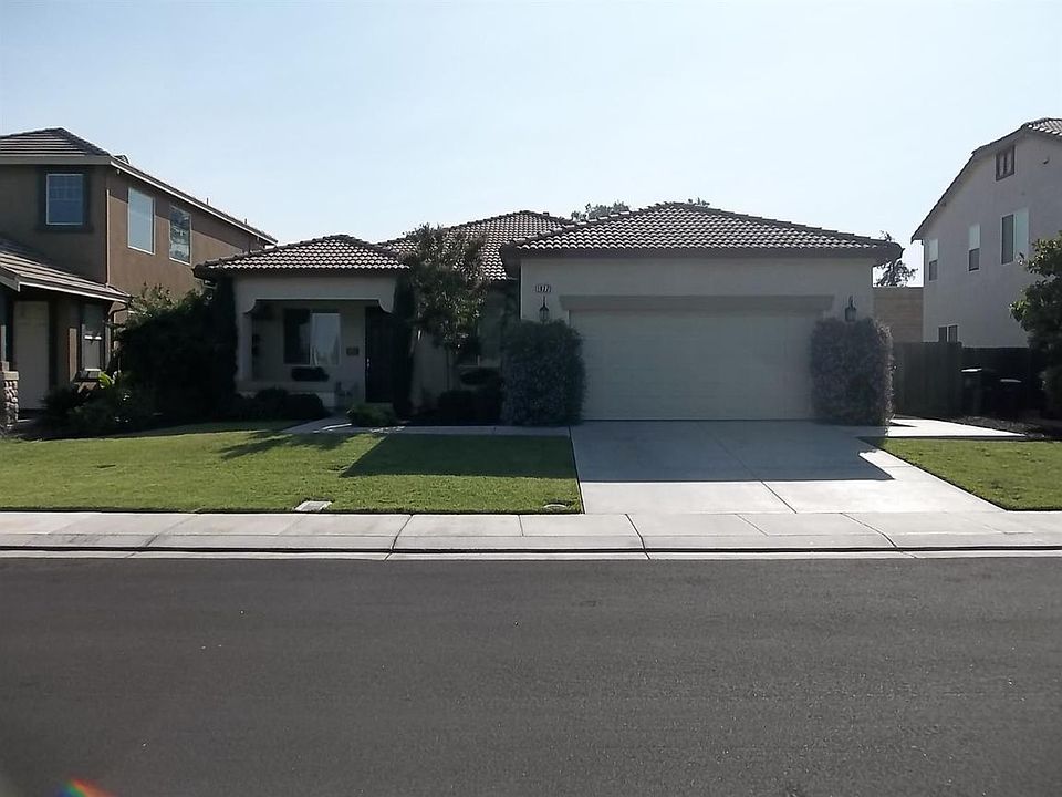 1st image of 1027 Alfonso Ln