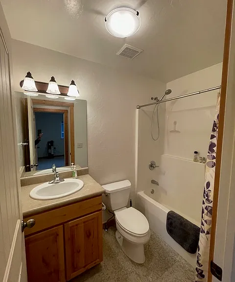 530 Redcliff Cir — Photo 8