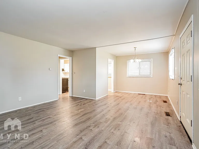 1327 Marble Dr — Photo 5