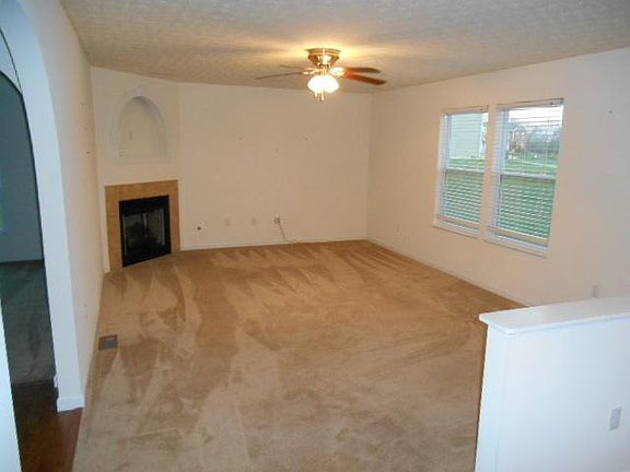 5th image of 7648 Harwood Ct