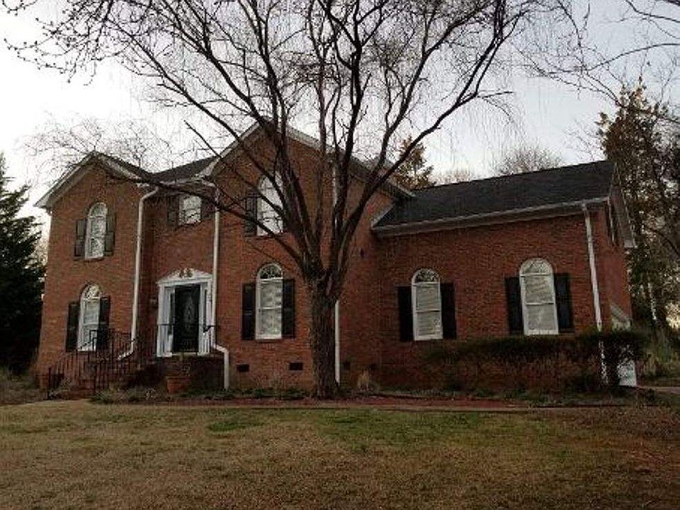 1st image of 254 Creekridge Dr