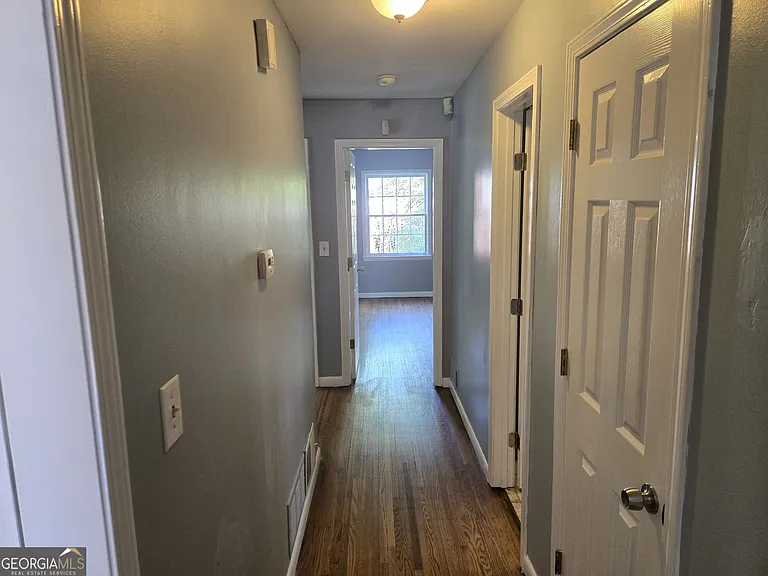 1387 Town Country Dr SE — Photo 8