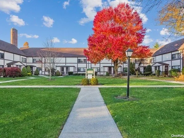 111 15th Street #B2, Garden City, NY 11530