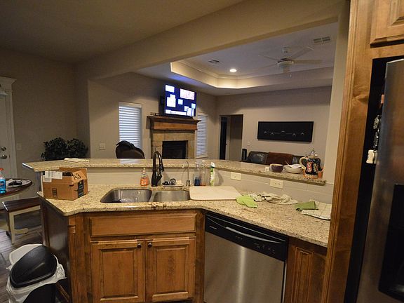 Granite counter tops.