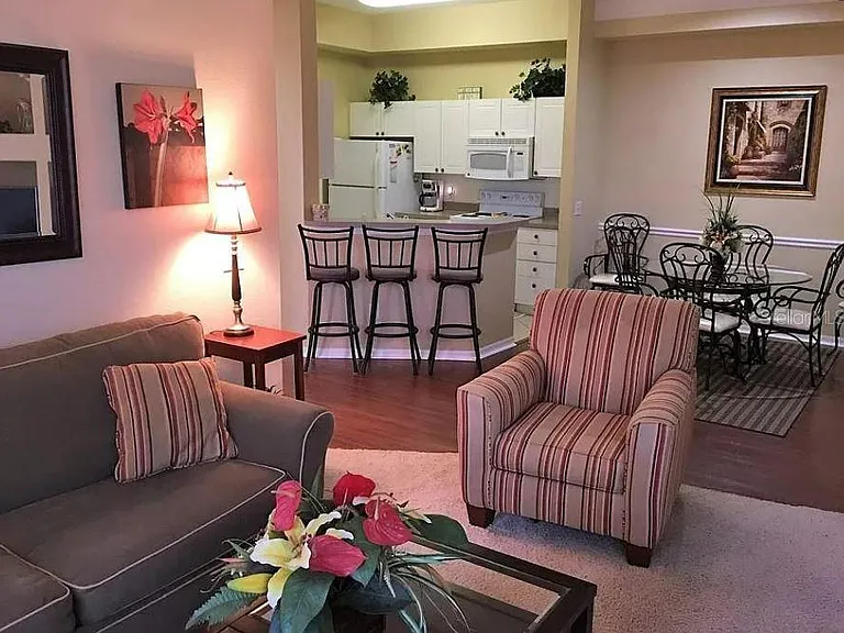 5134 Northridge Rd #304 — Photo 5