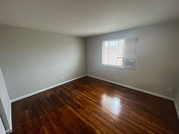 5th image of 4669 Hilton Ave APT D