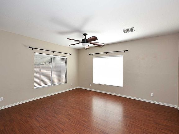 4th image of 14833 W Charter Oak Rd