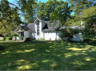 3020 Silver Lake Blvd, Silver Lake, OH 44224