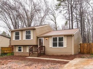 6606 Saddle Point Rd, Charlotte, NC 28212