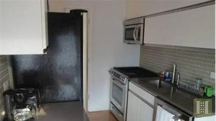 Rented by Halstead Real Estate | media 8