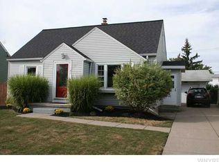 121 Canterbury Ln, Buffalo, NY 14217
