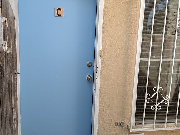 4th image of 2924 Palo Verde Dr NE #C