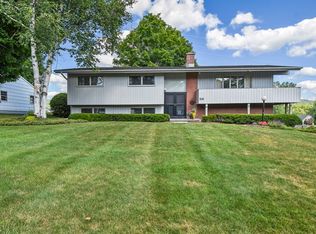 59 Joan Dr, Pittsfield, MA 01201