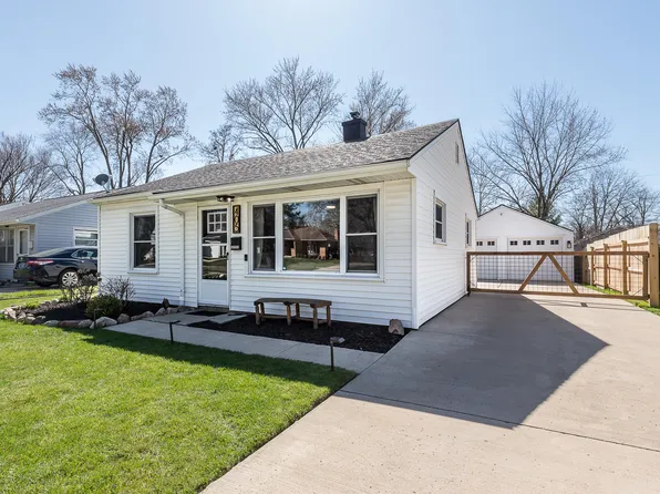 405 Spring St, Saline, MI 48176