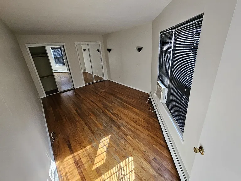 7000 Columbia Ave #3 — Photo 8