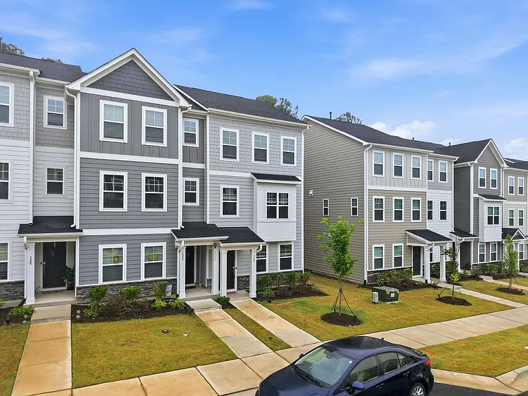 324 Hemley Trl — Photo 27