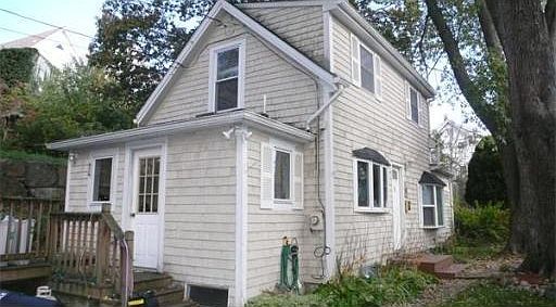 18 Perkins St R Gloucester MA 01930 Zillow