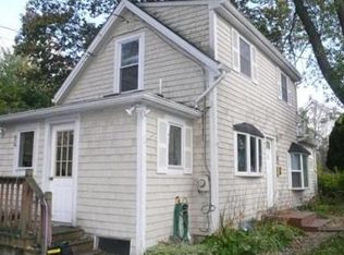 18 Perkins St #R, Gloucester, MA 01930