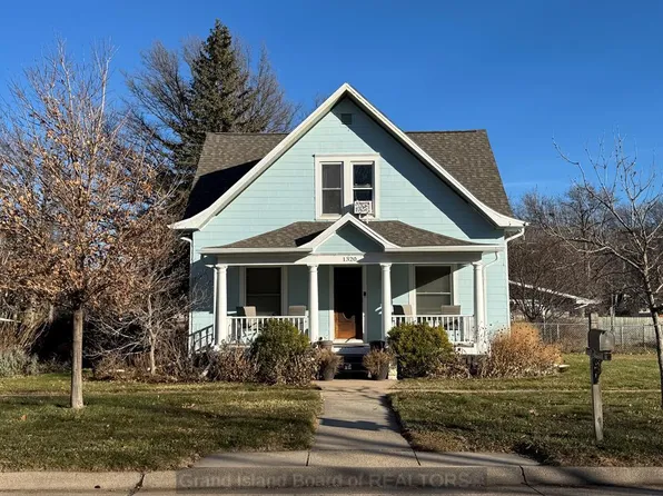 1320 6th St, Aurora, NE 68818