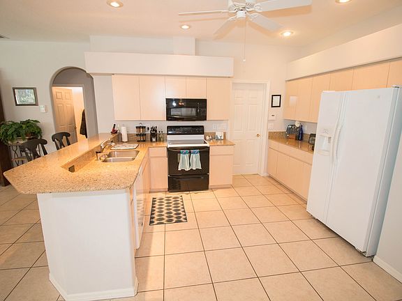 4th image of 13003 Saint Filagree Dr