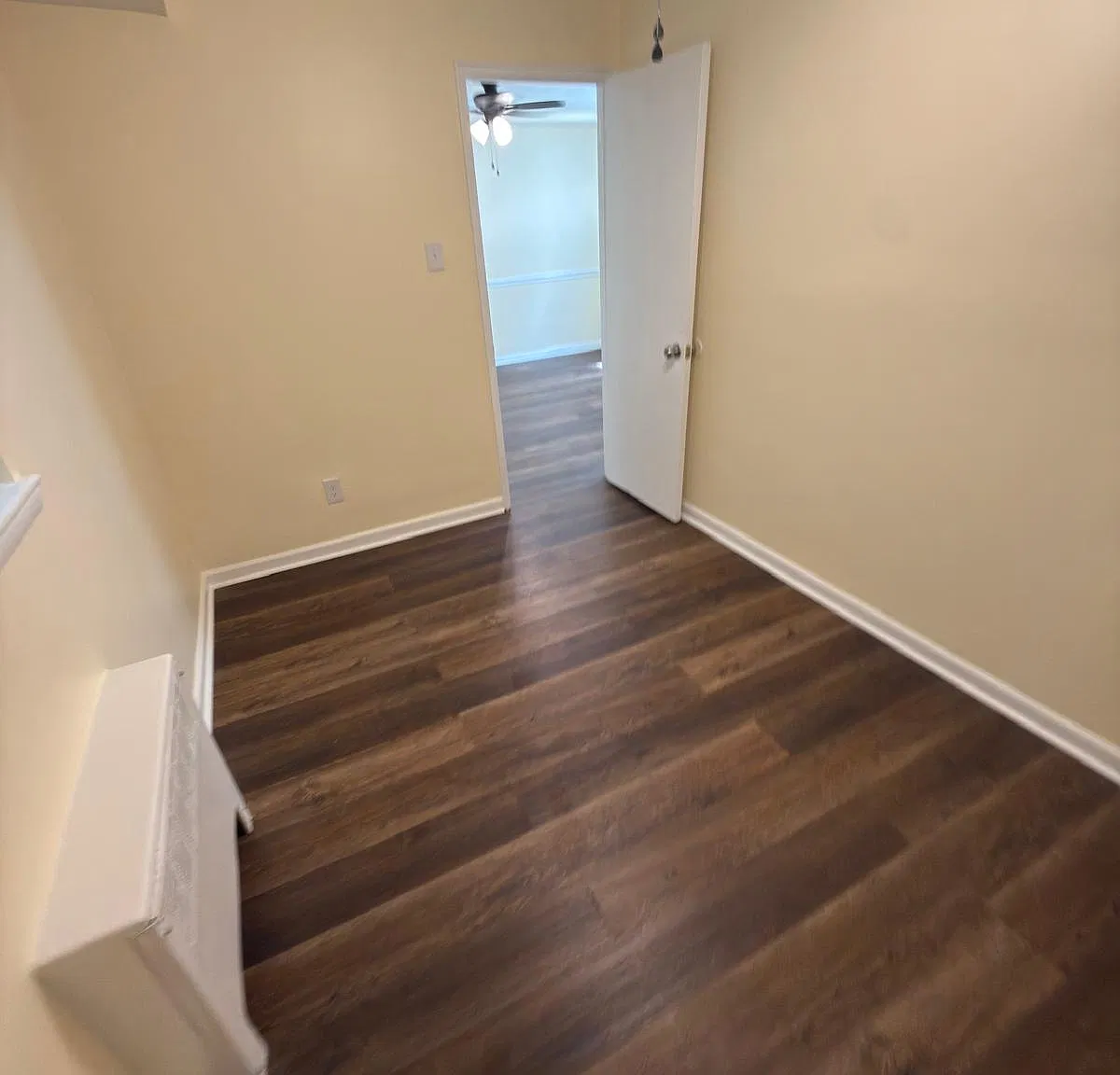 2 bed, 1000 sqft, $1,550 — Photo 3