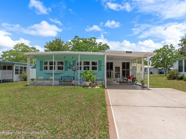 8068 Western Circle Dr, Brooksville, FL 34613