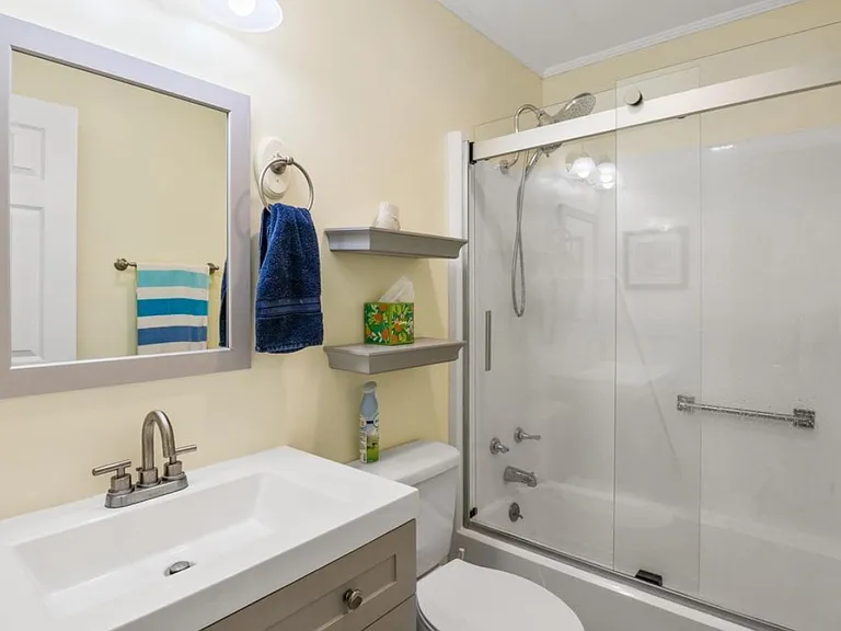 4201 N Ocean Blvd #2D — Photo 8