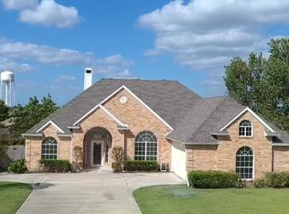 10156 E Clover Ln, Forney, TX 75126