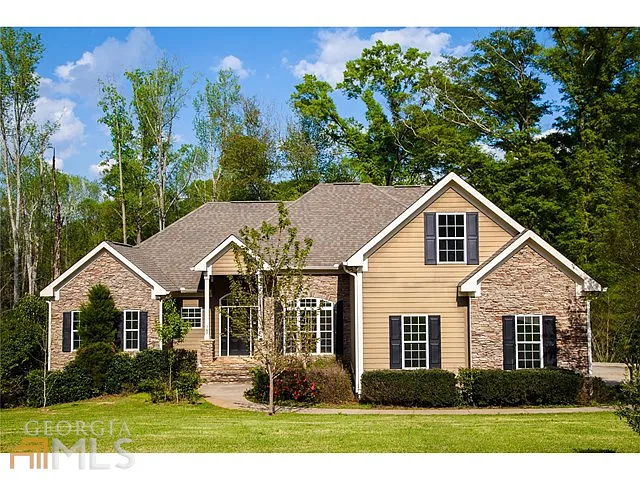 126 Shelby Dr photo 1