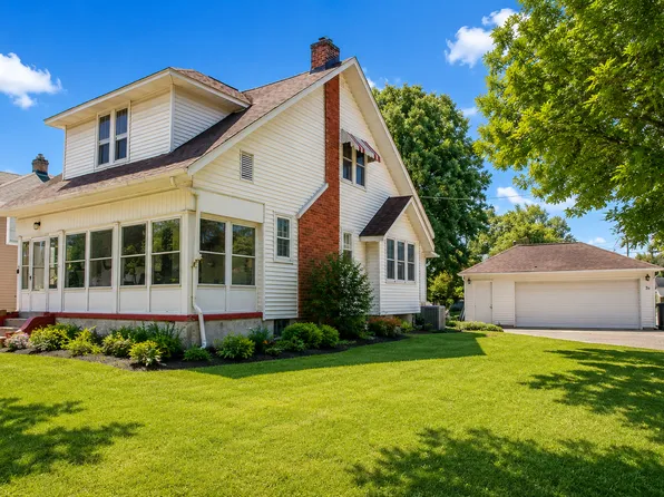 20 Corona Ave, Oakwood, OH 45419