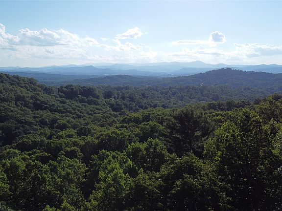 3rd image of 56 Scenic View Dr