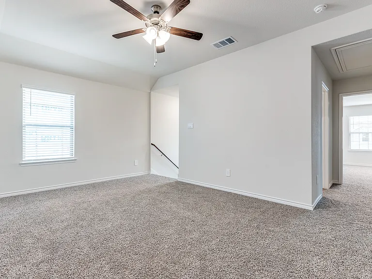 240 Kistler Dr — Photo 10