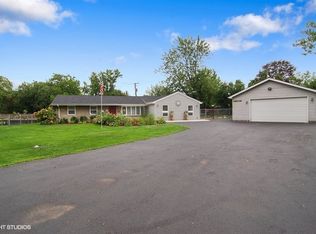 901 63rd Pl, La Grange Highlands, IL