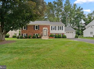 19425 Rena Ct, Brookeville, MD 20833