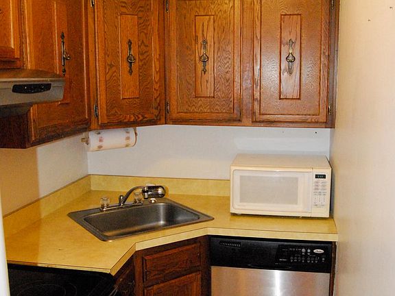3rd image of 201 Bretton St APT D12