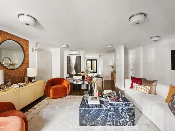 1150 Pacific St, Brooklyn, NY 11216