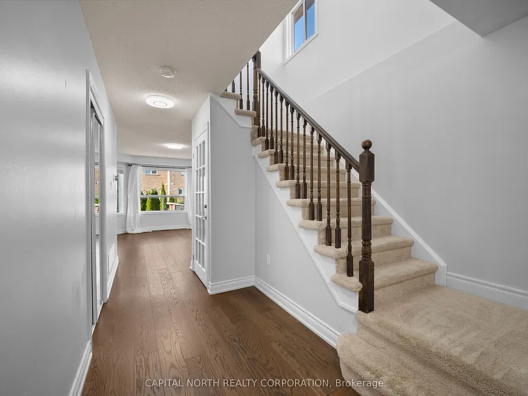 86 Breeze Dr — Photo 4